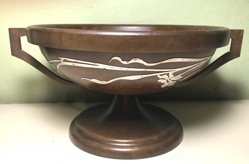 Pedestal Bowl 1868