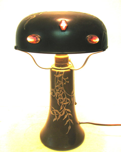 Jeweled Lamp 5561