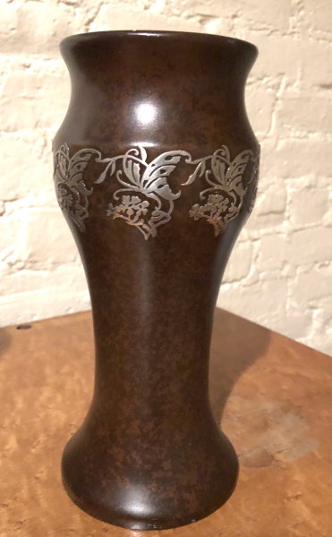 Butterfly Vase 3839