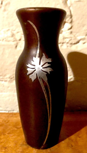 Collared Cabinet Vase 3746